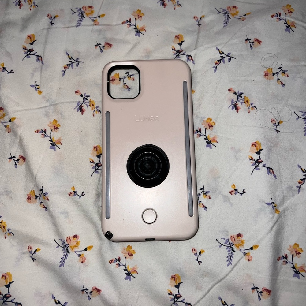 iPhone 11 Pro Max Lumee case